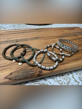 Ink + Alloy Set of 7 Stackable Stretch Bracelets  Gold Accents